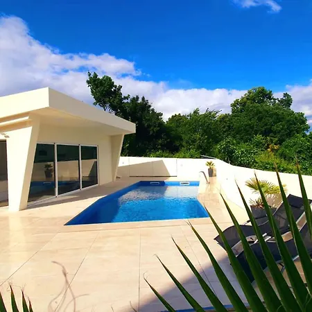 Penthouse Jacuzzi & Pool Luxury Daire *