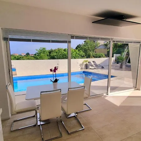 Penthouse Jacuzzi & Pool Luxury Daire Opatija