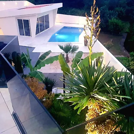 Daire Penthouse Jacuzzi & Pool Luxury *