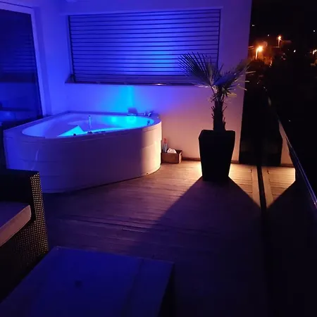Lejlighed Penthouse Jacuzzi & Pool Luxury *