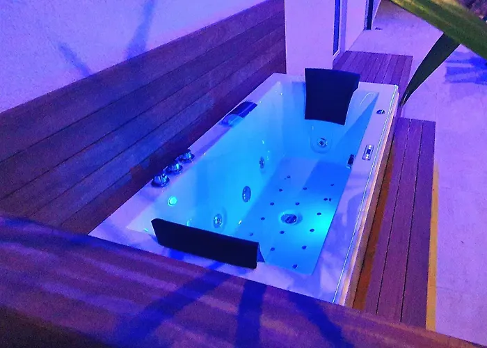 Penthouse Jacuzzi & Pool Luxury *
