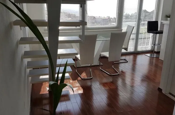 Penthouse Jacuzzi & Pool Luxury אופטיה