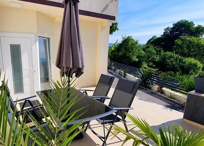 Penthouse Jacuzzi & Pool Luxury Daire *