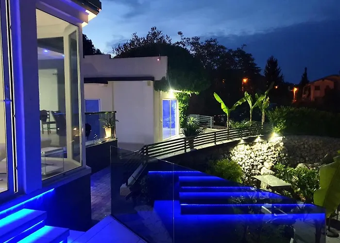 Penthouse Jacuzzi & Pool Luxury Apartment Opatija