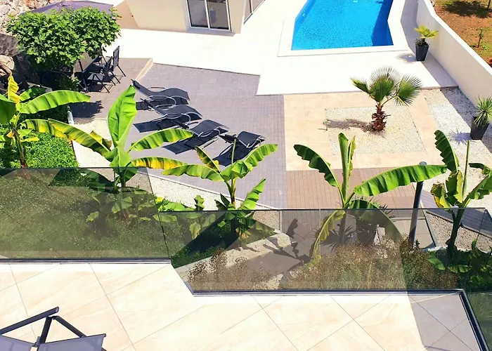 Penthouse Jacuzzi & Pool Luxury Daire