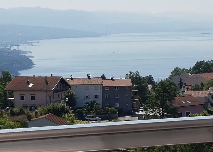 Penthouse Jacuzzi & Pool Luxury Daire *