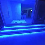 Διαμέρισμα Penthouse Jacuzzi & Pool Luxury