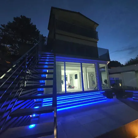 Penthouse Jacuzzi & Pool Luxury Apartamento Opatija